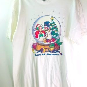 Christmas T-Shirt Snowman Snowglobe NEW